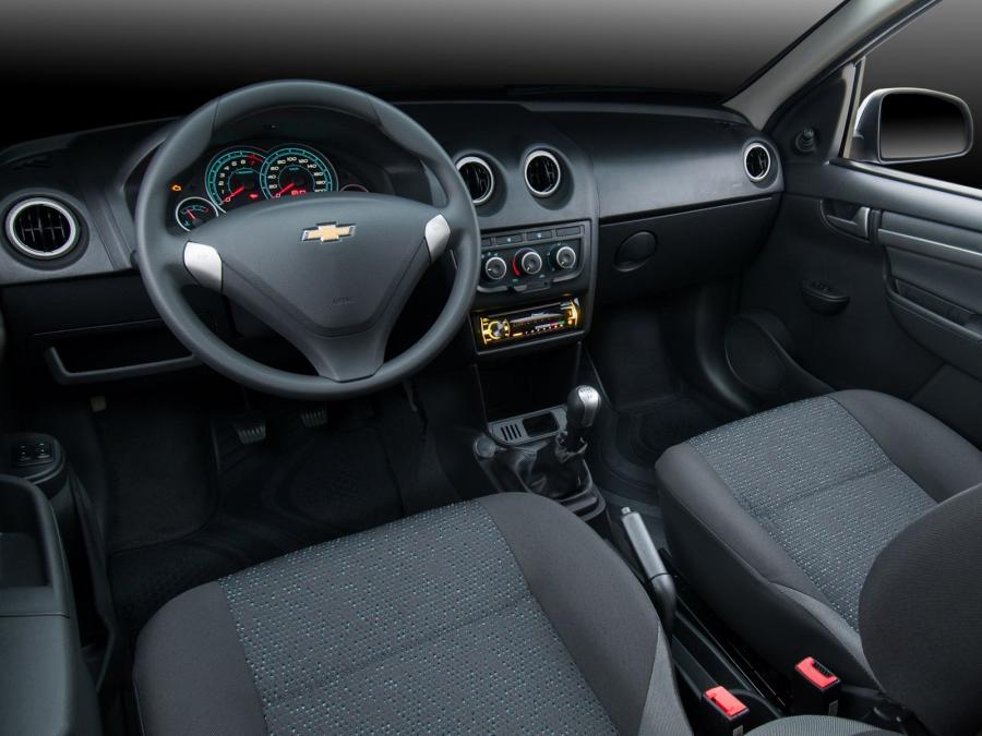 Chevrolet Celta 5-Door 2013 года  (фото 2 из 11)